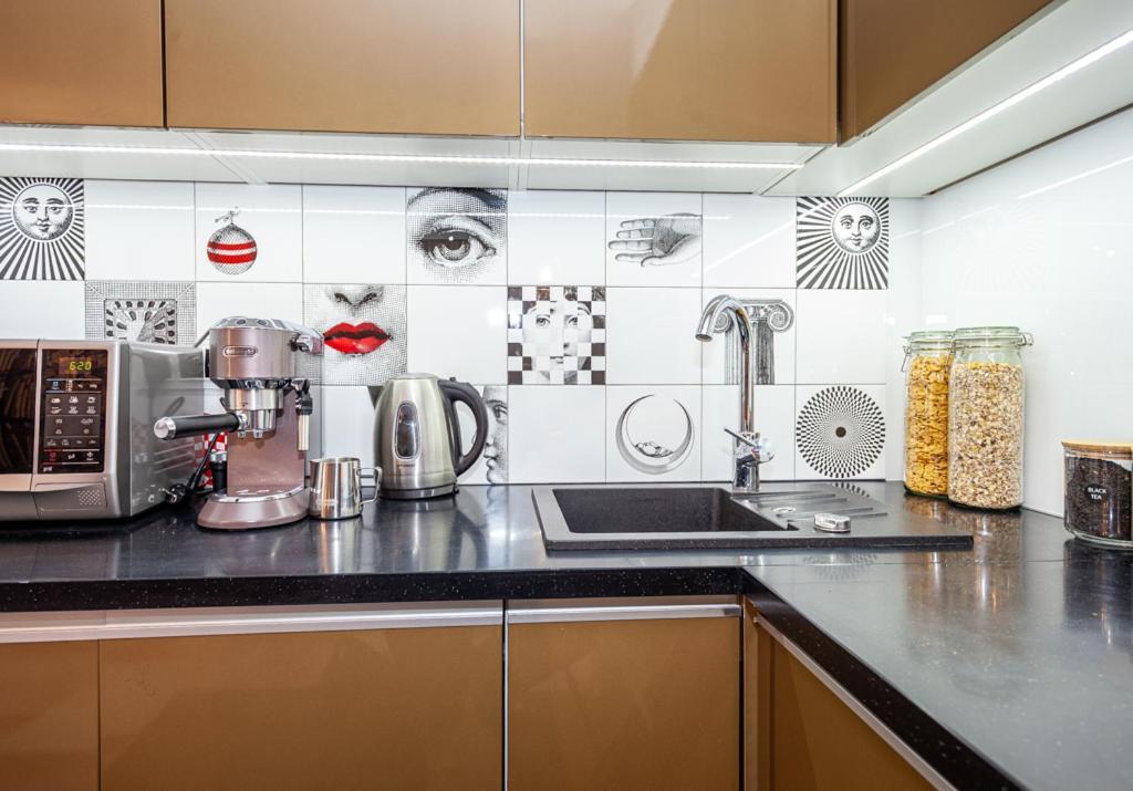Oomph Wroclaw Deluxe Apt Ruska Apartment Exterior photo